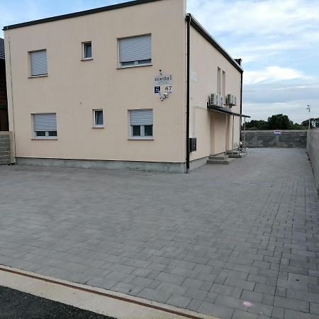 Apartament Martin1 Slavonski Brod Zewnętrze zdjęcie